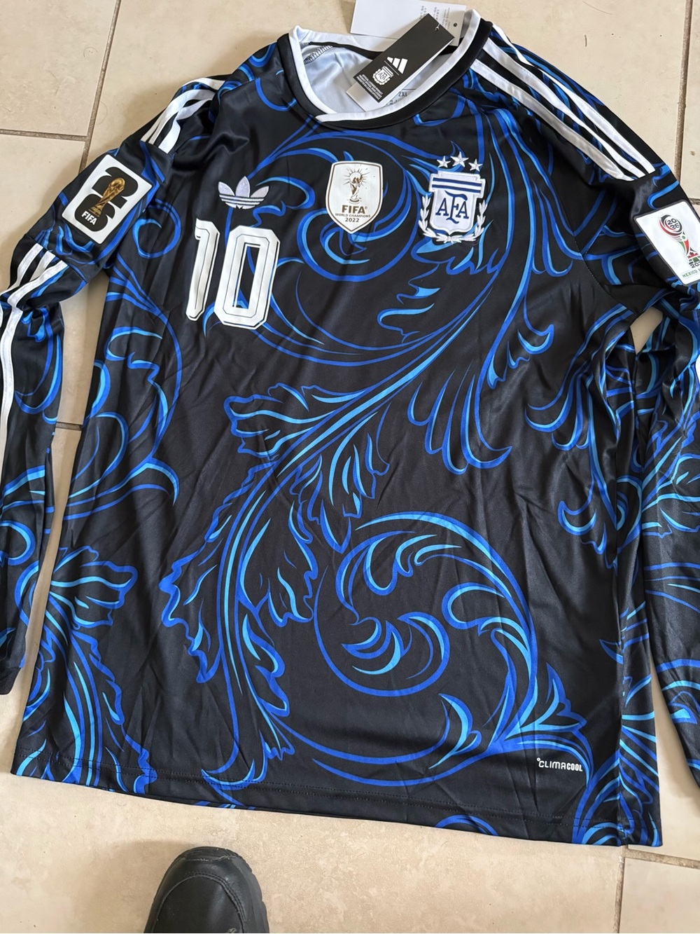 Adidas brand new soccer jersey world cup lionel messi long sleeve soccer jersey - Picture 5 of 9